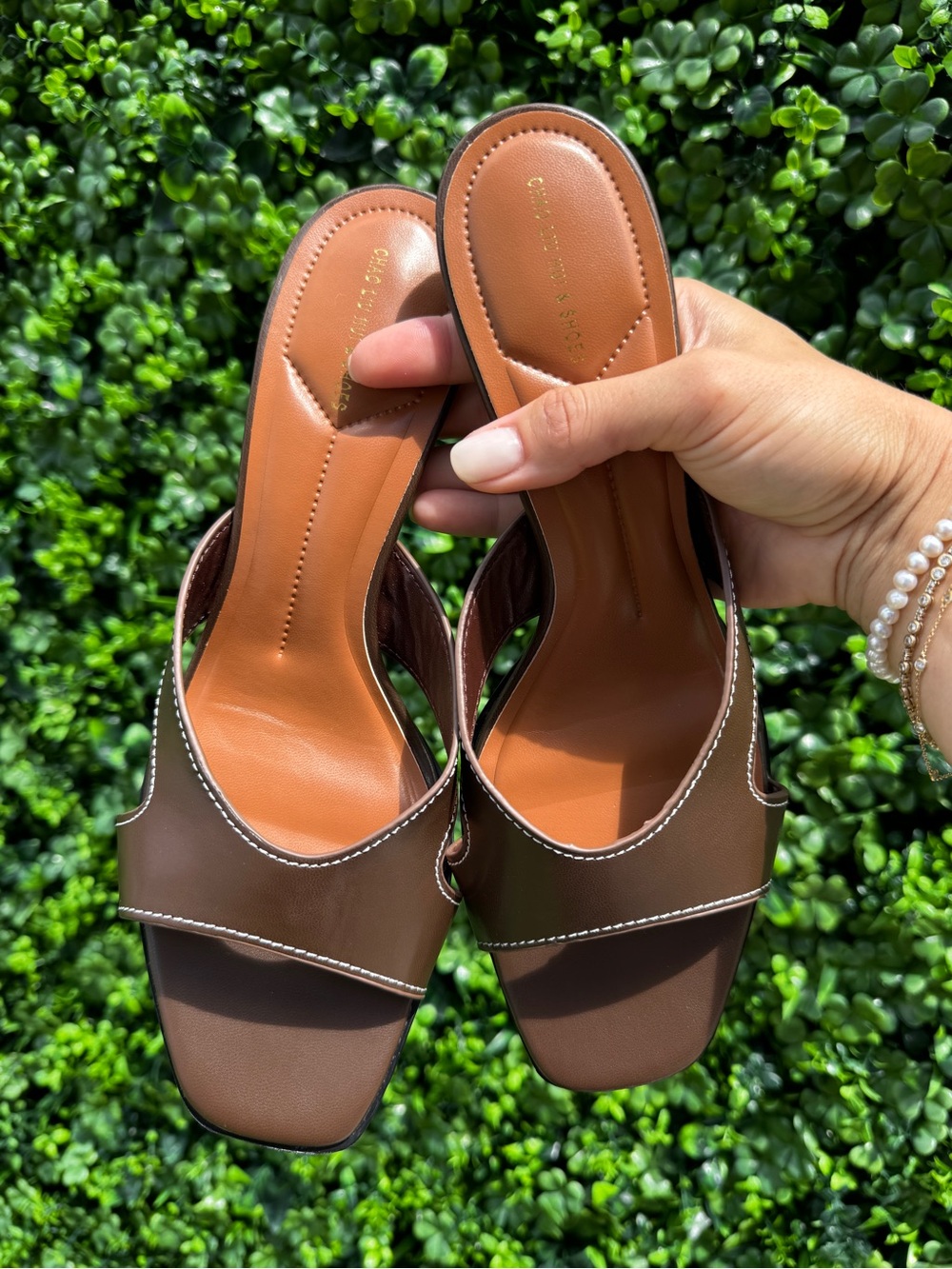 Women’s Brown Slide Sandals with Contrast Stitching